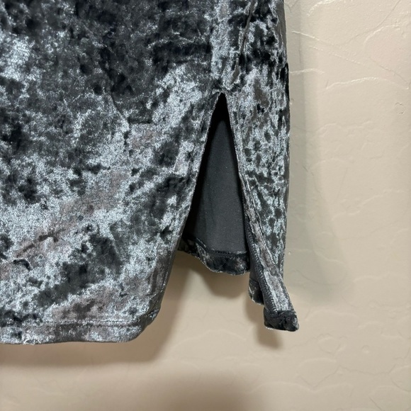 French Connection Gray/Silver Crushed Velvet Chemise Mini Slip Dress Size S - Picture 4 of 12